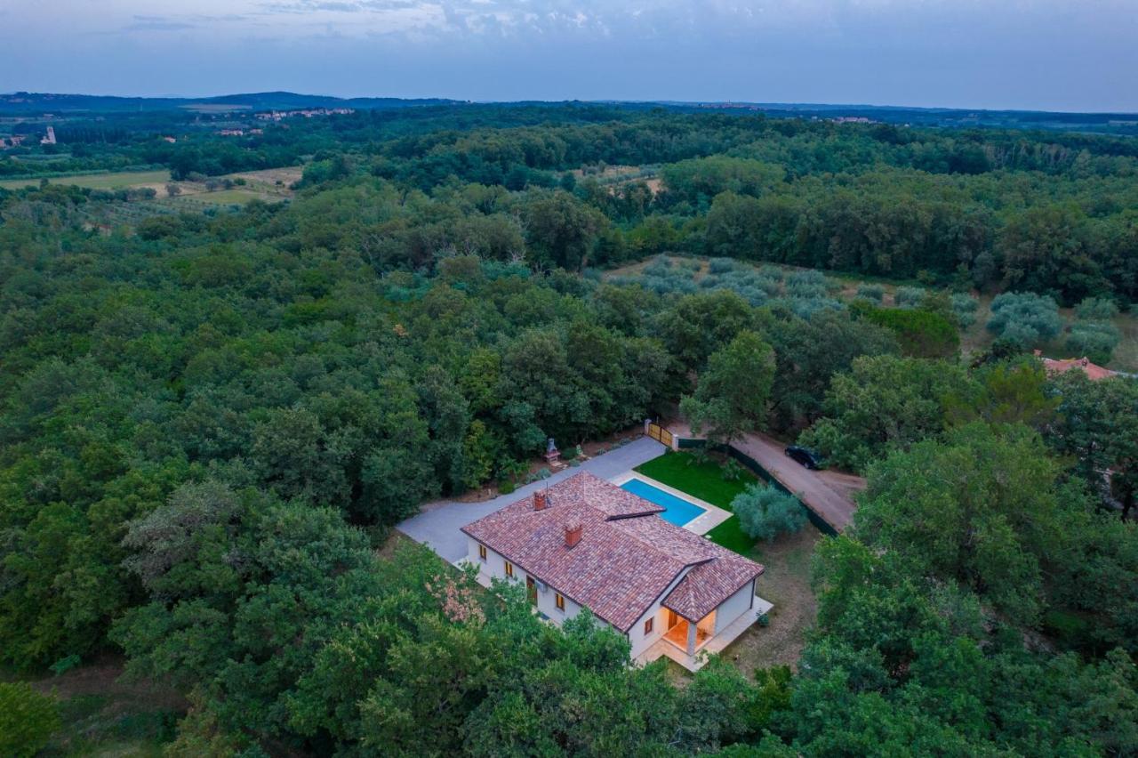 Villa Mirabella อูมัค ภายนอก รูปภาพ